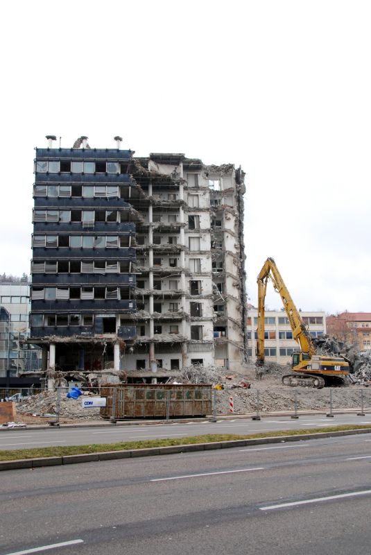 Commercial Building Demolition in Sacramento, CA